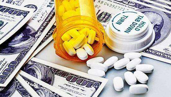 ����ҩ���˰���죺ҩ�۽�û��������������Ϊ�θ��ܲ����ԣ�����������